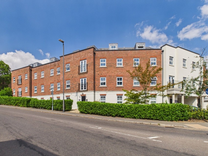 Images for Station Approach, Amersham, Buckinghamshire EAID:2640919782 BID:AME