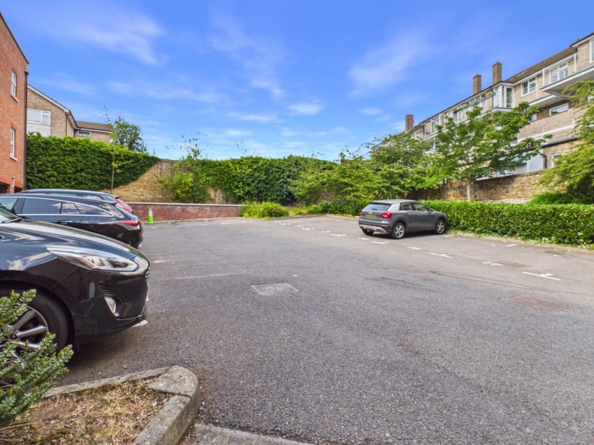 Images for Station Approach, Amersham, Buckinghamshire EAID:2640919782 BID:AME