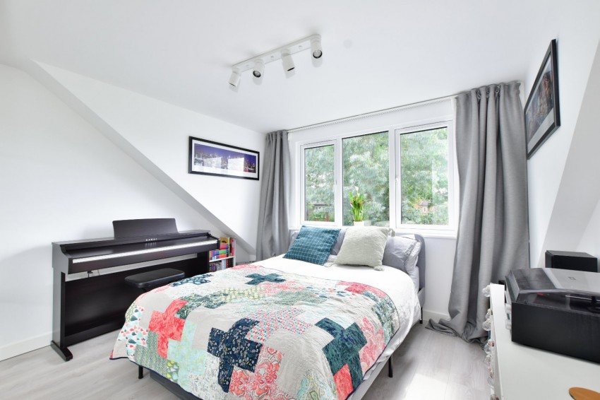 Images for Amersham, Buckinghamshire EAID:2640919782 BID:AME