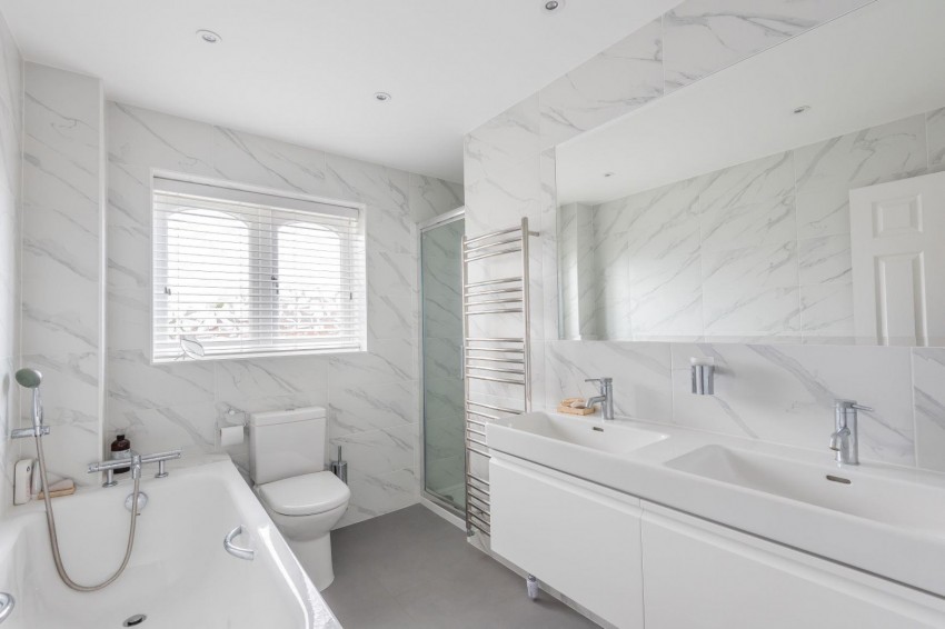 Images for Amersham, Buckinghamshire EAID:2640919782 BID:AME