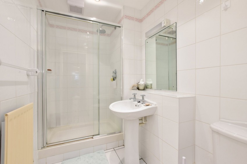 Images for Amersham, Buckinghamshire EAID:2640919782 BID:AME