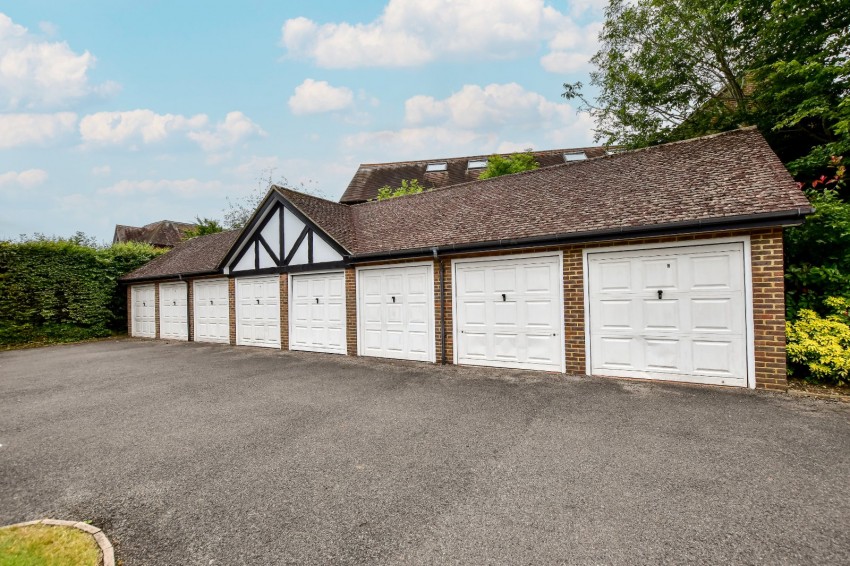 Images for Amersham, Buckinghamshire EAID:2640919782 BID:AME