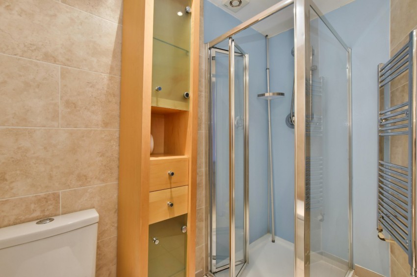 Images for Amersham, Buckinghamshire EAID:2640919782 BID:AME
