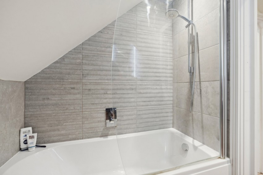 Images for Amersham, Buckinghamshire EAID:2640919782 BID:AME