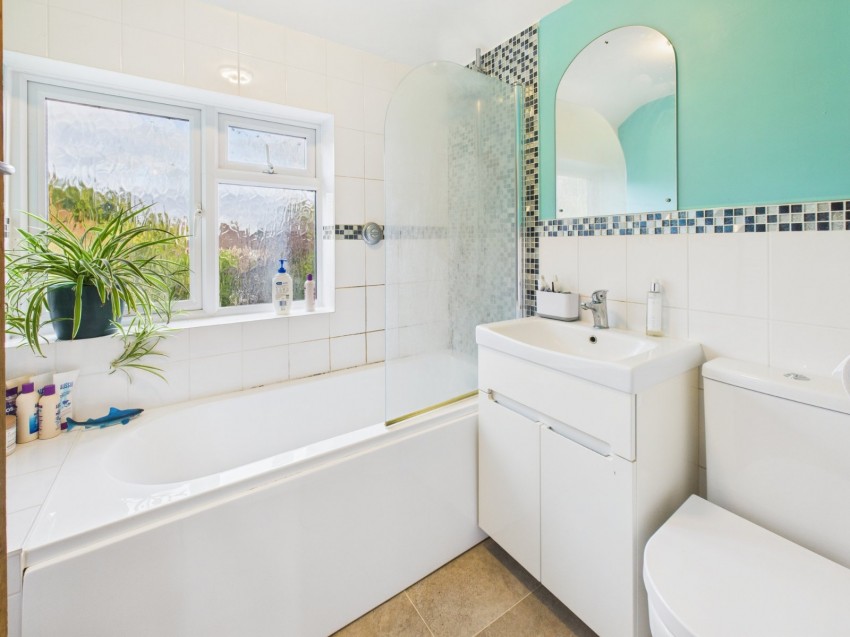 Images for Amersham, Buckinghamshire EAID:2640919782 BID:AME