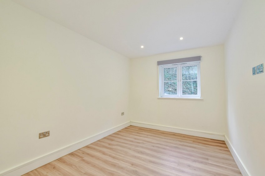 Images for Amersham, Buckinghamshire EAID:2640919782 BID:AME
