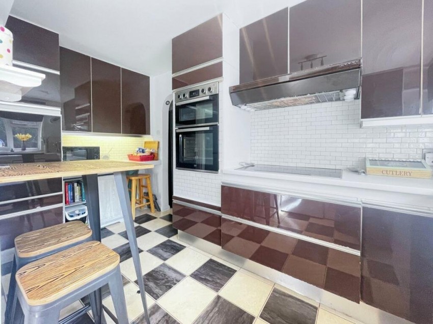 Images for Little Chalfont, Buckinghamshire EAID:2640919782 BID:AME