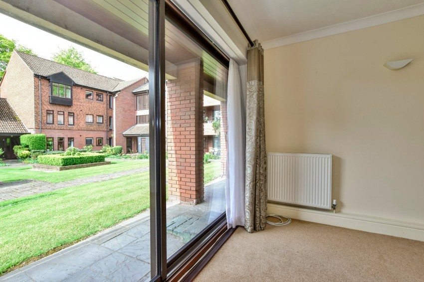 Images for Amersham, Buckinghamshire EAID:2640919782 BID:AME