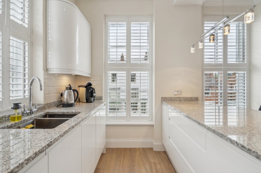 Images for Amersham, Buckinghamshire EAID:2640919782 BID:AME