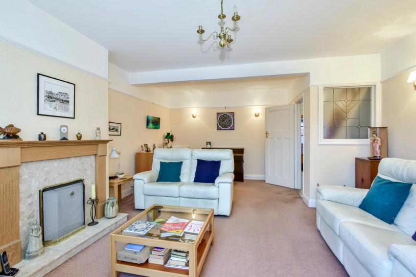 Images for Amersham, Buckinghamshire EAID:2640919782 BID:AME