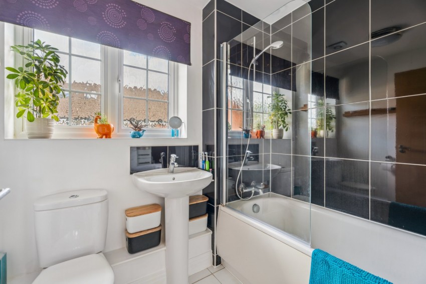 Images for Amersham, Buckinghamshire EAID:2640919782 BID:AME