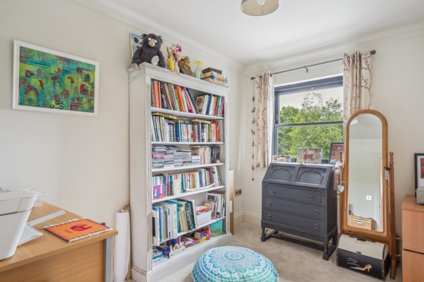 Images for Amersham, Buckinghamshire EAID:2640919782 BID:AME
