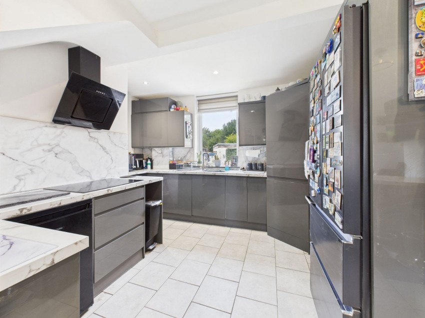 Images for Amersham, Buckinghamshire EAID:2640919782 BID:AME