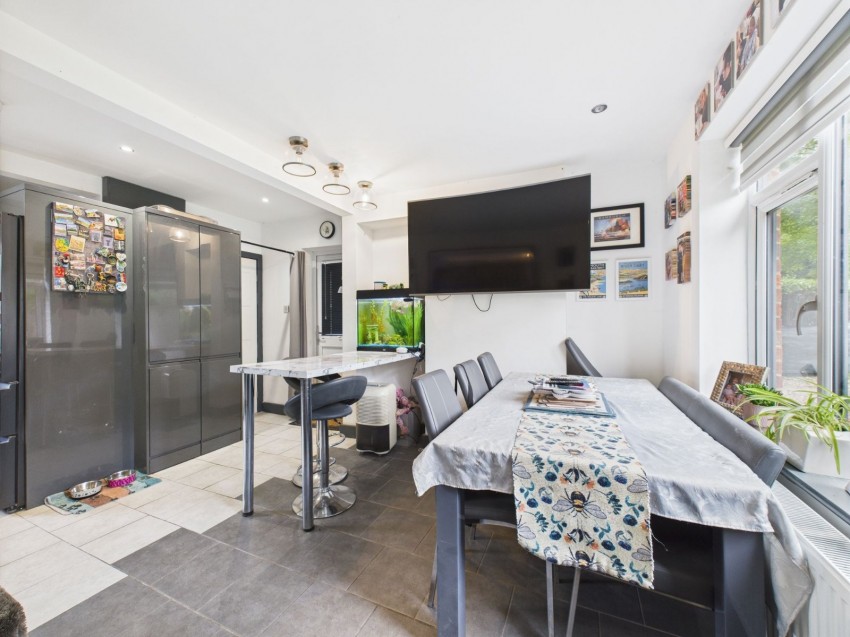 Images for Amersham, Buckinghamshire EAID:2640919782 BID:AME