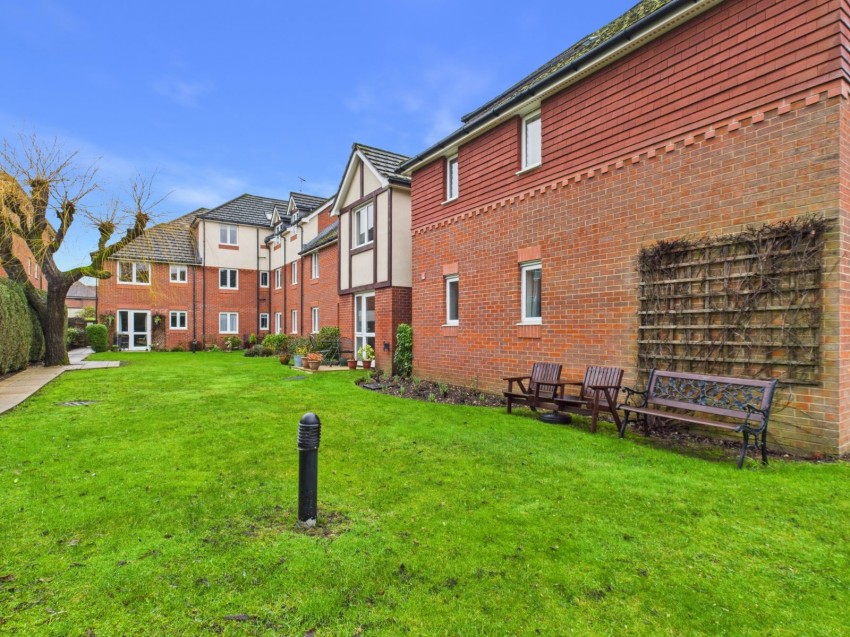 Images for Amersham, Buckinghamshire EAID:2640919782 BID:AME