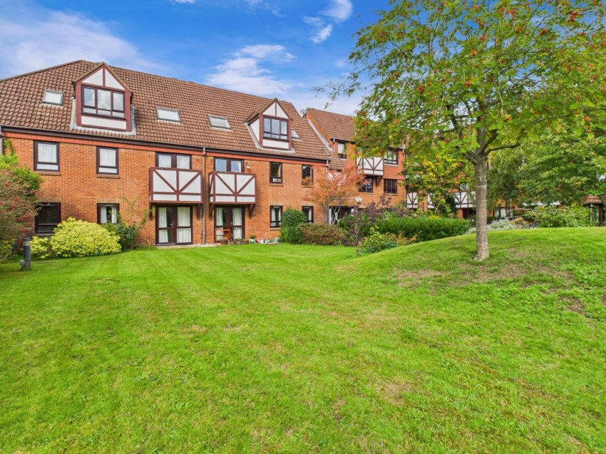 Images for Amersham, Buckinghamshire EAID:2640919782 BID:AME