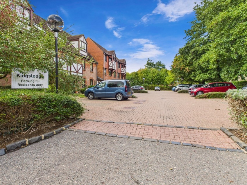 Images for Amersham, Buckinghamshire EAID:2640919782 BID:AME