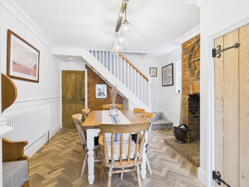 Images for Amersham, Buckinghamshire EAID:2640919782 BID:AME