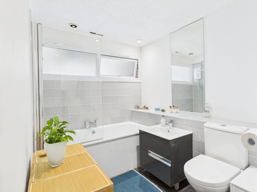 Images for Amersham, Buckinghamshire EAID:2640919782 BID:AME