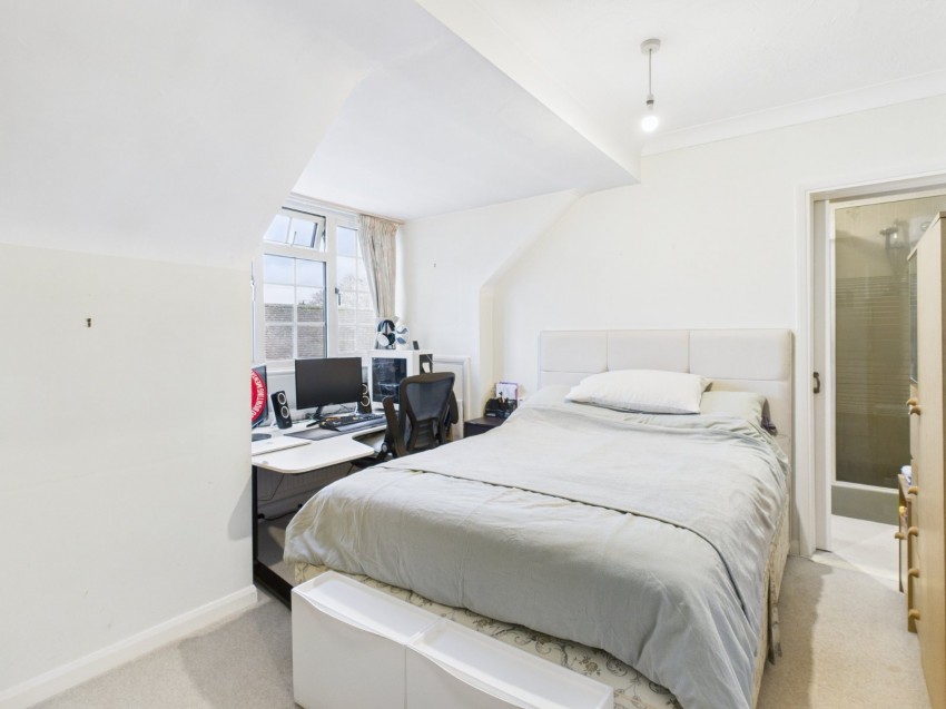 Images for Little Chalfont, Amersham, Buckinghamshire EAID:2640919782 BID:AME