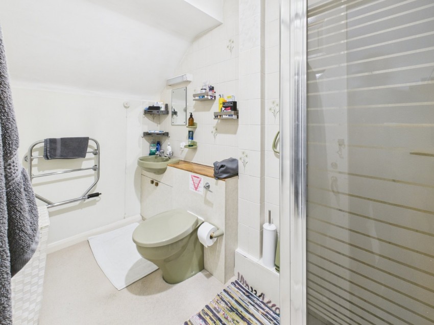 Images for Little Chalfont, Amersham, Buckinghamshire EAID:2640919782 BID:AME