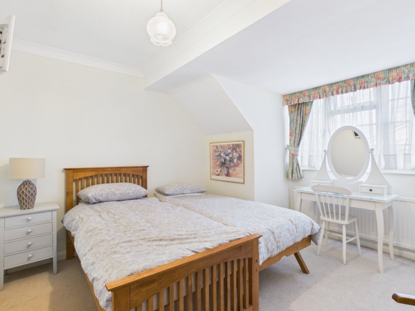 Images for Little Chalfont, Amersham, Buckinghamshire EAID:2640919782 BID:AME