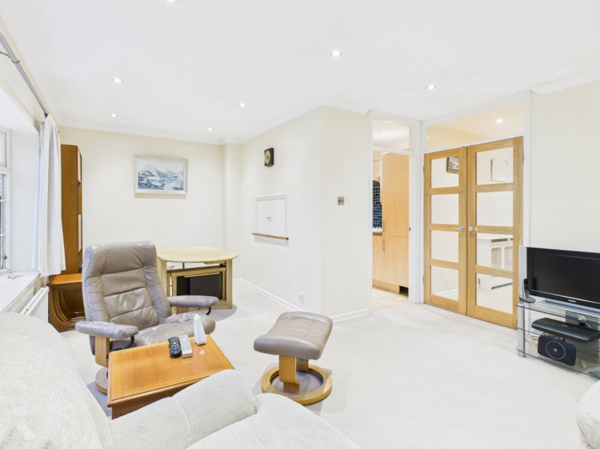 Images for Amersham, Buckinghamshire EAID:2640919782 BID:AME