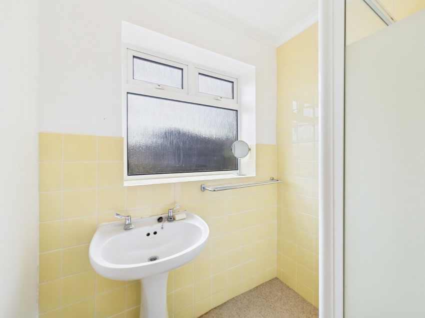 Images for Little Chalfont, Buckinghamshire EAID:2640919782 BID:AME