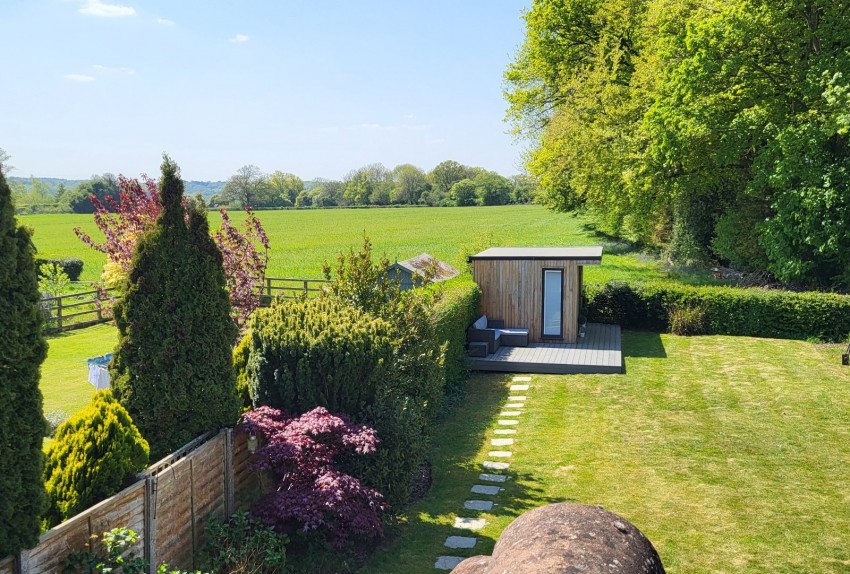 Images for Hyde Heath, Amersham, Buckinghamshire EAID:2640919782 BID:AME