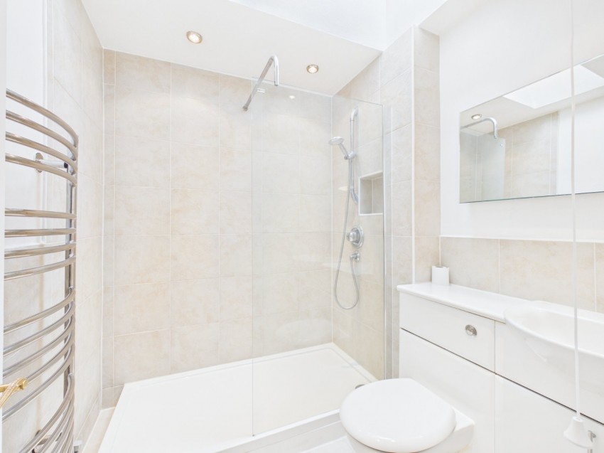Images for Amersham, Buckinghamshire EAID:2640919782 BID:AME