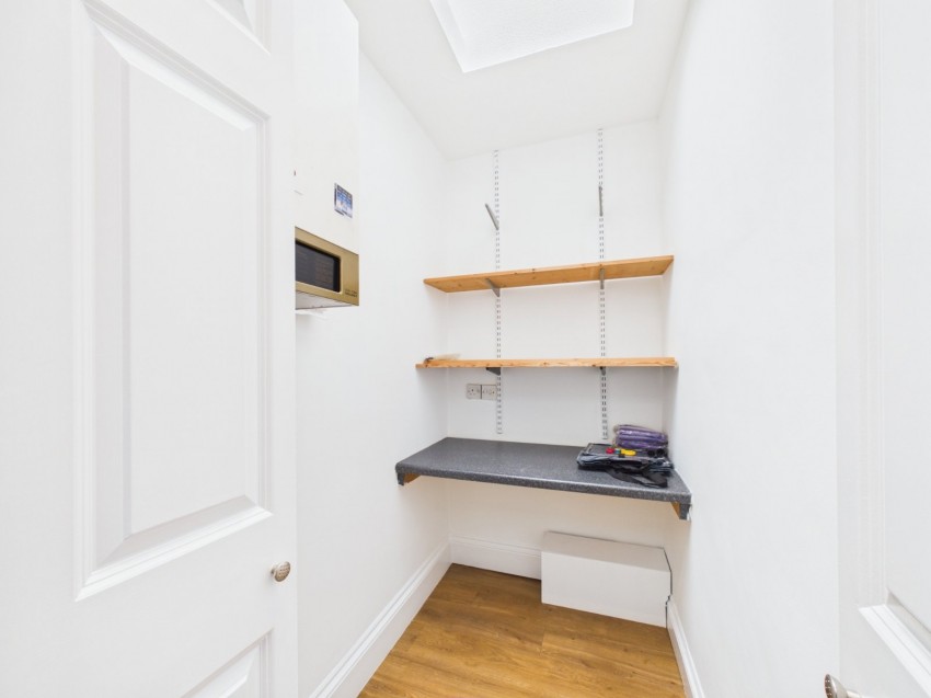 Images for Amersham, Buckinghamshire EAID:2640919782 BID:AME