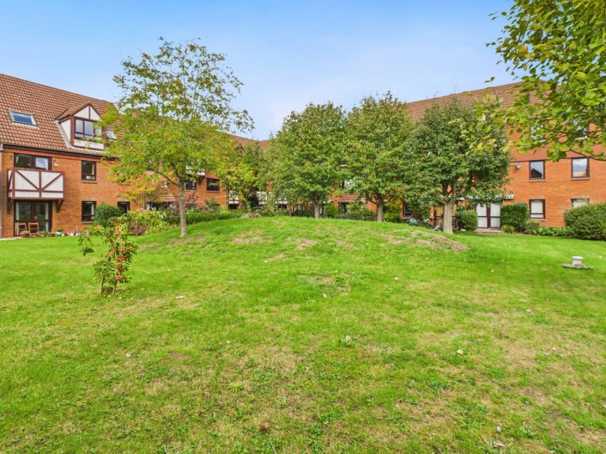 Images for Amersham, Buckinghamshire EAID:2640919782 BID:AME