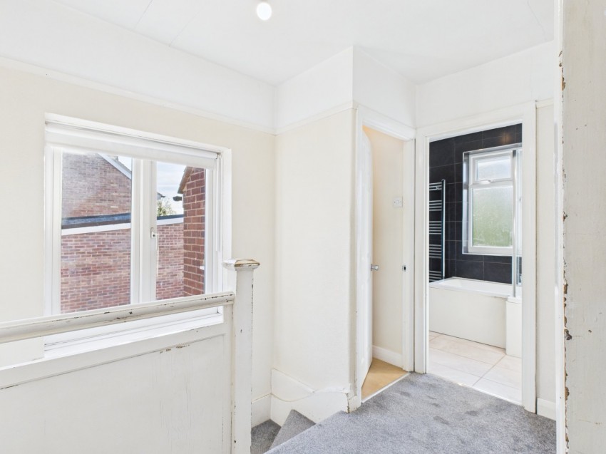 Images for Holmer Green, High Wycombe EAID:2640919782 BID:AME