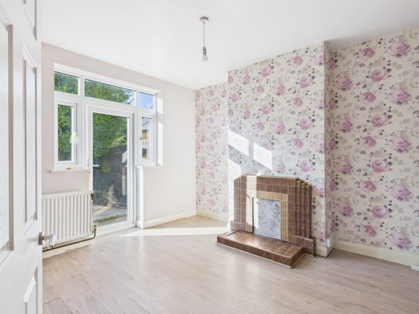 Images for Holmer Green, High Wycombe EAID:2640919782 BID:AME