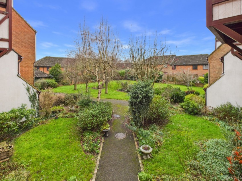 Images for Amersham, Buckinghamshire EAID:2640919782 BID:AME