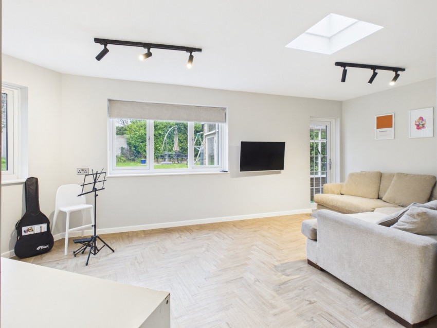 Images for Little Chalfont, Buckinghamshire EAID:2640919782 BID:AME