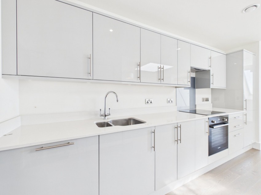 Images for Sycamore Road, 75 Sycamore Road, Amersham, Buckinghamshire EAID:2640919782 BID:AME