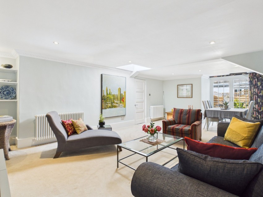 Images for Amersham, Buckinghamshire EAID:2640919782 BID:AME