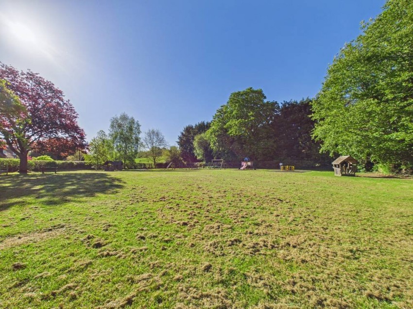 Images for Amersham, Buckinghamshire EAID:2640919782 BID:AME