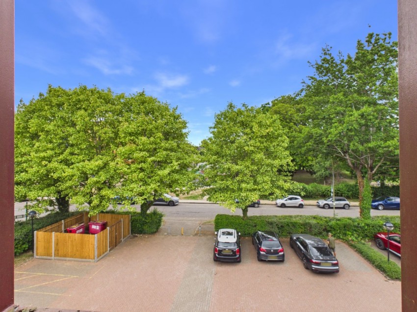 Images for Amersham, Buckinghamshire EAID:2640919782 BID:AME