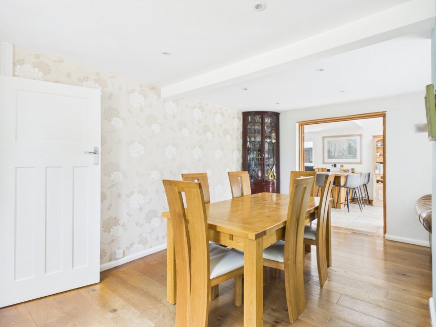 Images for Amersham, Buckinghamshire EAID:2640919782 BID:AME