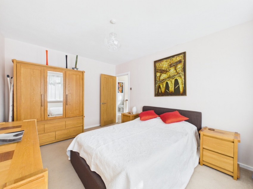Images for Amersham, Buckinghamshire EAID:2640919782 BID:AME