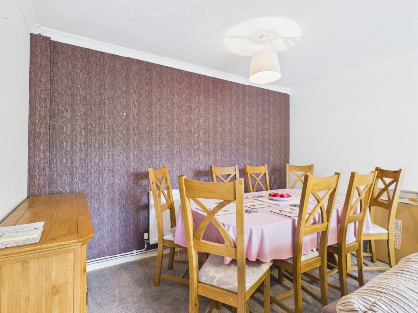Images for Great Kingshill, High Wycombe, Buckinghamshire EAID:2640919782 BID:AME