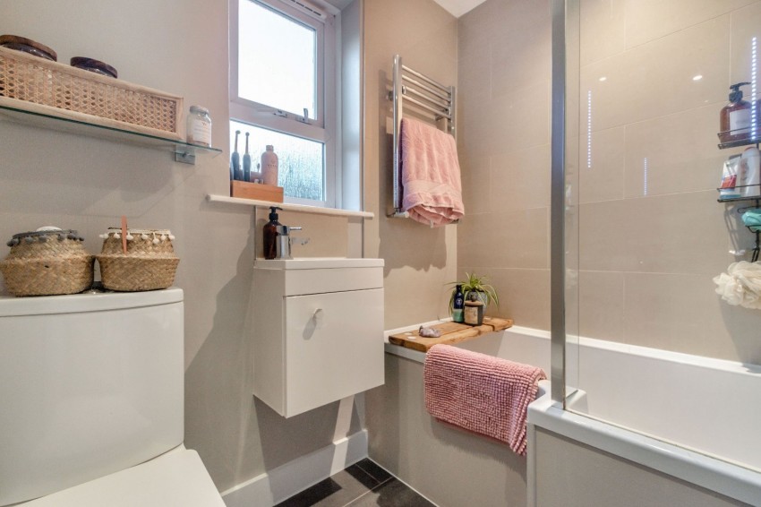 Images for Amersham, Buckinghamshire EAID:2640919782 BID:AML