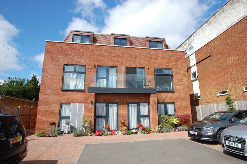 Images for Chiltern Avenue, 31 Chiltern Avenue, Amersham EAID:2640919782 BID:AML