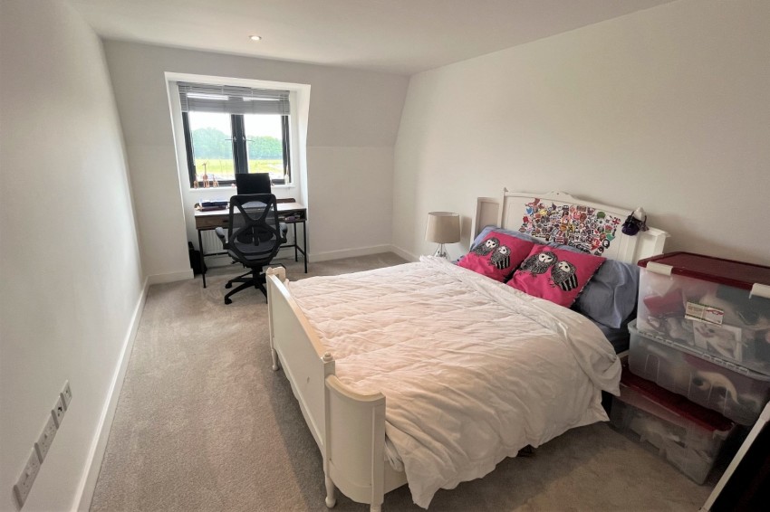 Images for Chiltern Avenue, 31 Chiltern Avenue, Amersham EAID:2640919782 BID:AML