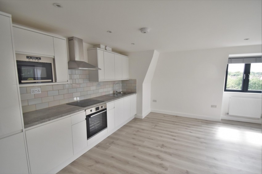 Images for Chiltern Avenue, Amersham, Buckinghamshire EAID:2640919782 BID:AML