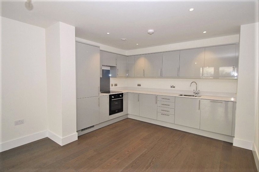 Images for Sycamore Road, Amersham, Buckinghamshire EAID:2640919782 BID:AML
