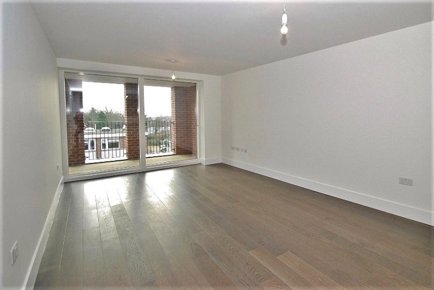 Images for Sycamore Road, Amersham, Buckinghamshire EAID:2640919782 BID:AML