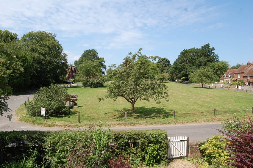 Images for Field End Lane, The Lee, Buckinghamshire EAID:2640919782 BID:AML